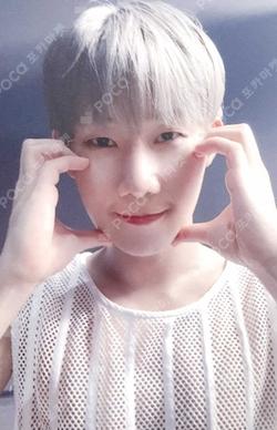 13egin MAKESTAR KimSungKyu photocard image