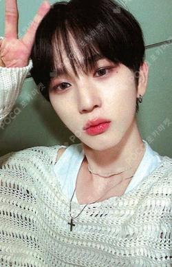 Youth Chapter 2 : YOUTH DEFICIENCY EVERLINE BAEKSEUNG photocard image