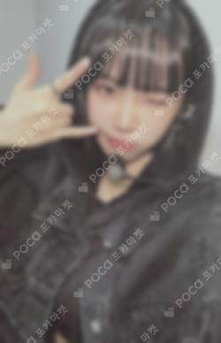 LE SSERAFIM KIM CHAEWON photocard image