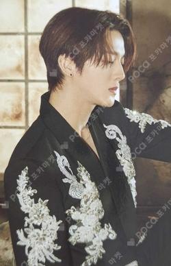 TURN OVER POP-UP STORE TRADING CARD YOUNGBIN photocard image