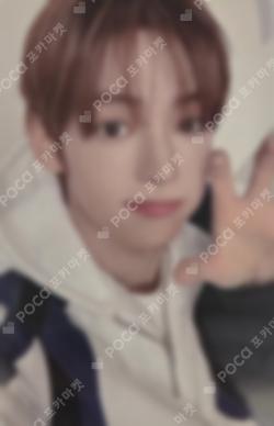 play hard HMV LUCKY DRAW HANJIN photocard image