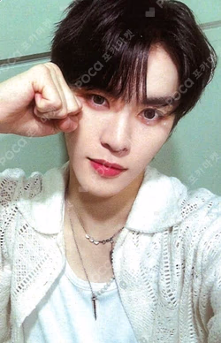 Youth Chapter 2 : YOUTH DEFICIENCY EVERLINE A-MIN photocard image