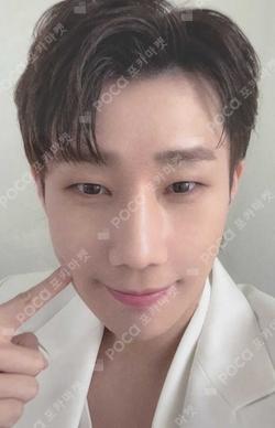 LV - LIKE YOUR VIBES POSTER & PHOTO CARD SET