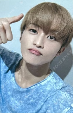 Go Back To The Future JUMP UP MARK photocard image