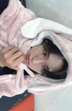 LOST Mubeat Chael photocard image