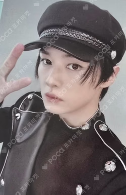 KARMA STREAMING EVENT LEE KNOW photocard image