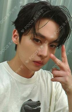 KARMA SOUND WAVE LEE KNOW photocard image