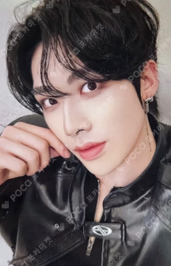 ICONIK Standard Edition RICKY photocard image