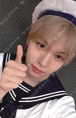 I did it. Hellolive shop CHUYOOCHAN photocard image