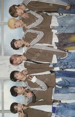 Beat-Boxer POP-UP CAFE HOODIE Unit photocard image