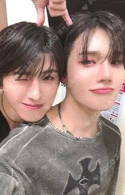 CIX 4th CONCERT THUNDER FEVER IN SEOUL TRADING CARD Unit photocard image