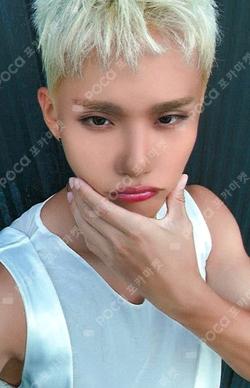 GO Chapter 1 : GO Together MOKKET SHOP SEUNGHOON photocard image