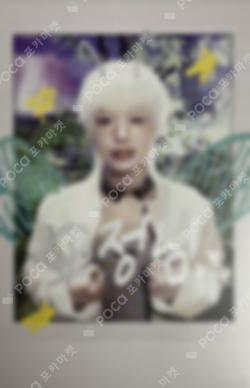 Back to Life Photocard Box Weverse Albums ver. HARUA photocard image