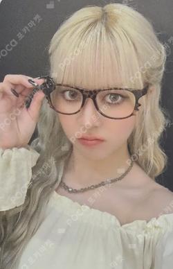 Blue Valentine APPLEMUSIC Lily photocard image