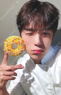 THE X MAKESTAR MINHYUK photocard image