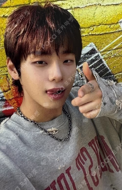 82MAJOR 1st FANMEETING [82DE WORLD] EVENT BOOTH