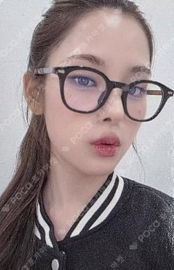 Not Just Pretty APPLEMUSIC MAI photocard image