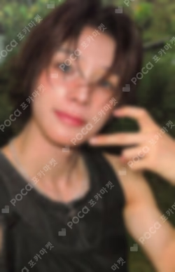 Back to Life WEVERSE LUCKY DRAW K photocard image