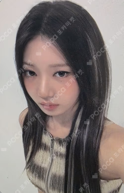 WE GO UP LYRICS STICKER + PHOTOCARD SET RORA photocard image