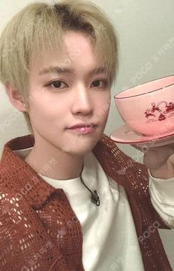 2024 PINK CHRISTMAS CUP & SAUCER SET CHENLE photocard image
