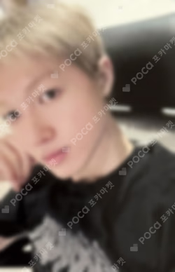 COLOR OUTSIDE THE LINES YIZHIYU LUCKY DRAW MARTIN photocard image