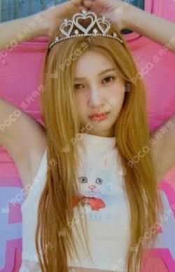 From JOY, with Love RANDOM TRADING CARD JOY photocard image