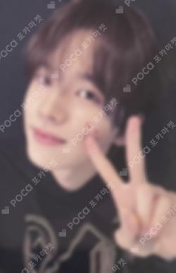 TRY WITH US YIZHIYU SHINYU photocard image