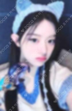 bomb YIZHIYU MINJU photocard image