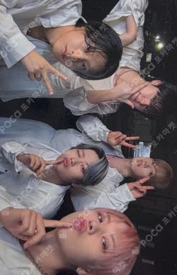 Wonderland Haven Ver. Unit photocard image