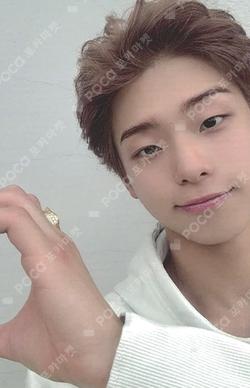 Trophy POCAALBUM ver. Kim Do Gyun photocard image