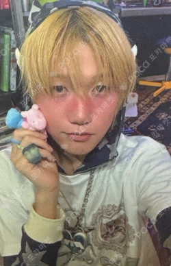 EX Barnes & Noble Exclusive JONGSEOB photocard image