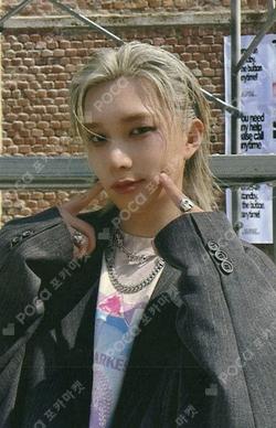 DUH! Release Event THEO photocard image