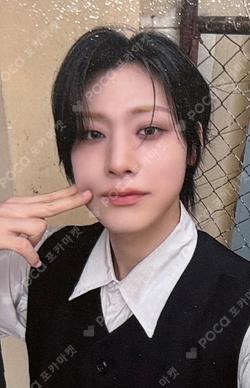 Wonderland Wonder Ver. YOOYONGHA photocard image