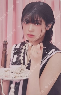 2025 izna 1st FAN-CON [Not Just Pretty] RANDOM TRADING PHOTO CARD KOKO photocard image