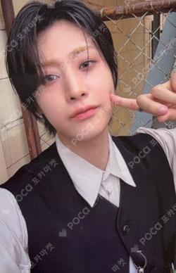 Wonderland Wonder Ver. YOOYONGHA photocard image