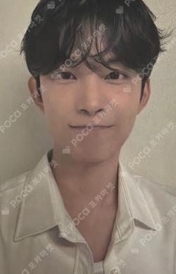 BOYS II PLANETArchive Exhibition ‘AFTER, JOURNEY’ HOLDER &  PHOTOCARD SET GEONWOO photocard image