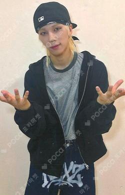 O-RLY? MAKESTAR WINNER SO GEON photocard image