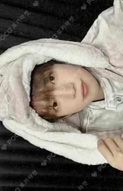 I did it. Hellolive shop KIMMINJAE photocard image