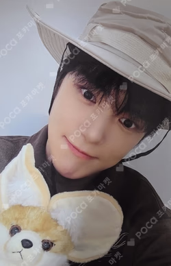 THE X APPLEMUSIC MINHYUK photocard image