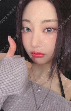 Billlie World Tour ‘Our FLOWERLD (Belllie’ve You)’ in SEOUL LIGHT STICK STRAP SHEON photocard image