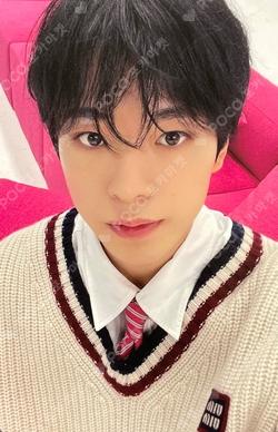 NCT YUSHI photocard image