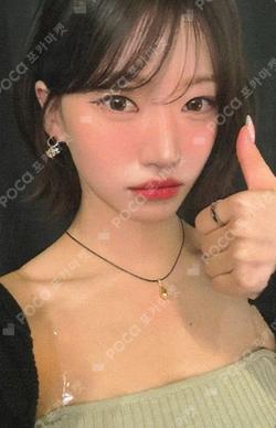 Billlie World Tour ‘Our FLOWERLD (Belllie’ve You)’ in SEOUL LIGHT STICK STRAP