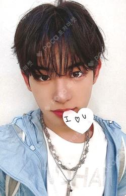 My First Flip MAKESTAR Minje photocard image