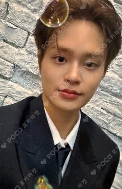 UPSIDE DOWN WITHMUU LEE DAE HWI photocard image