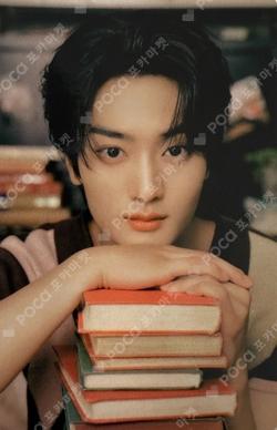 2024 CRAVITY FAN-CON BEYOND YOUR MEMORIES PHOTO SET TAEYOUNG photocard image