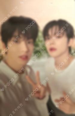 TOMORROW X TOGETHER WORLD TOUR [ACT : TOMORROW] IN JAPAN HOODIE Unit photocard image