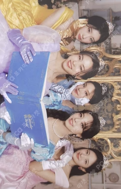 ITZY The 2nd Fan Meeting "To Wonder World" Trading Card