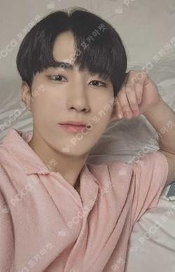 2023 SEASON’S GREETINGS Bizent Mall HARIN photocard image