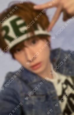 play hard OLIVE YOUNG KYUNGMIN photocard image