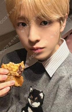 COLOR APPLEMUSIC LUCKY DRAW YUSHI photocard image